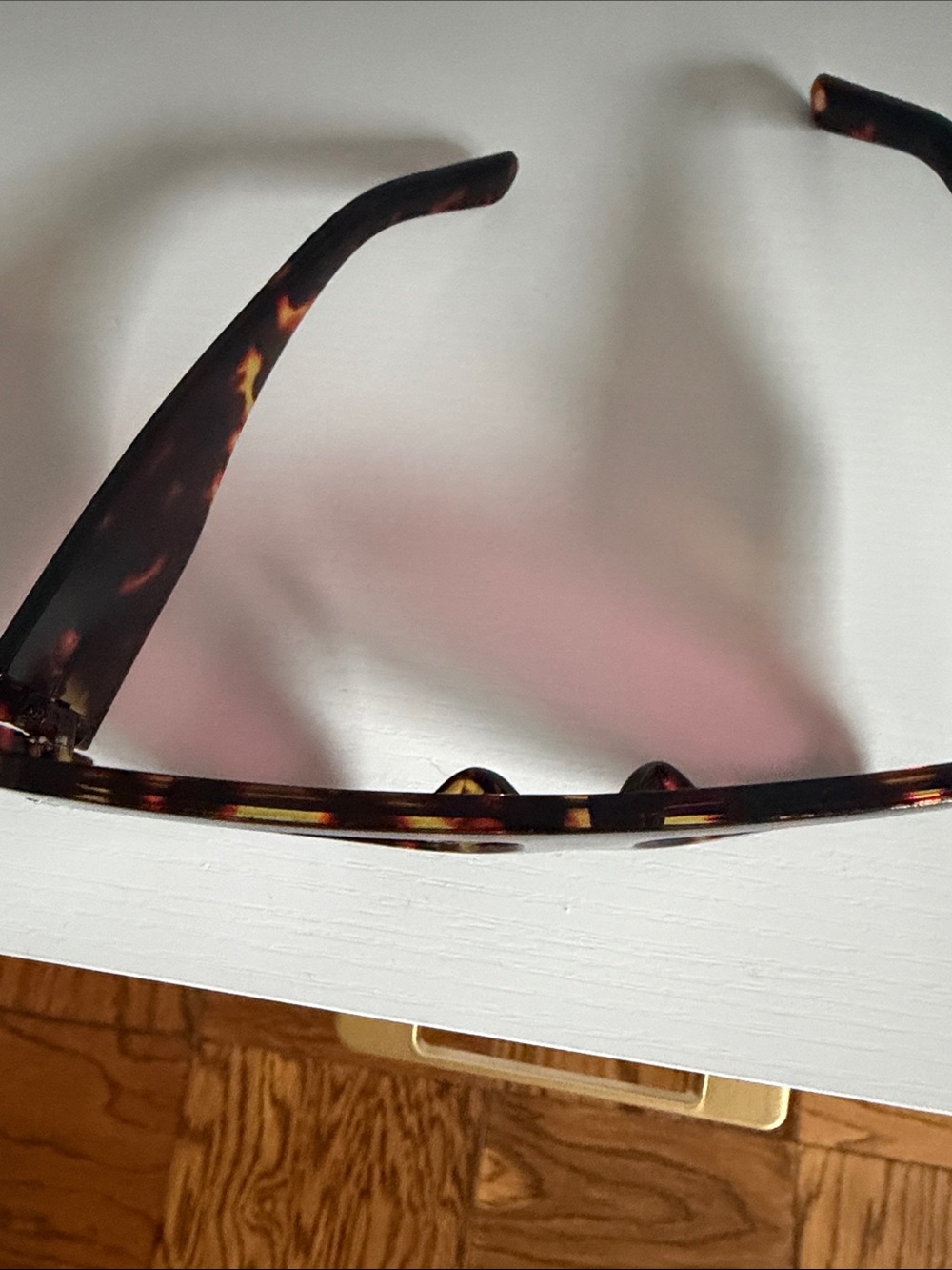 Tortoiseshell Sunglasses with Rose Lenses - Picture 4 of 5